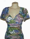 BLUSA DECOTE V ESTAMPADA